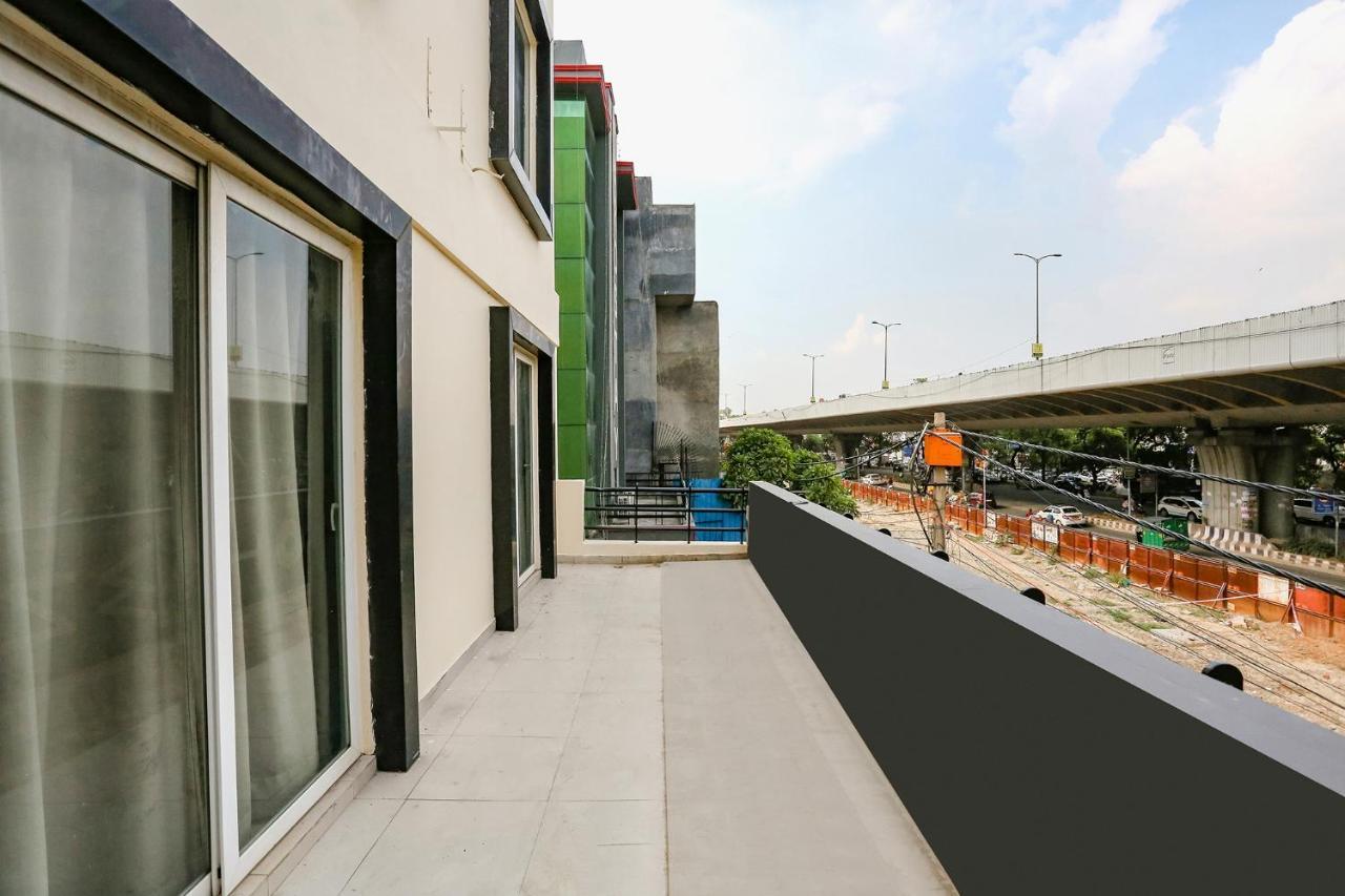 Hotel Fabexpress D2 Paschim Vihar Delhi  Exterior foto